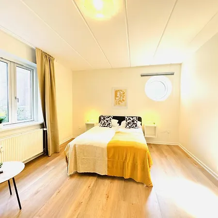 Aday - Bright Sunny Apartment
